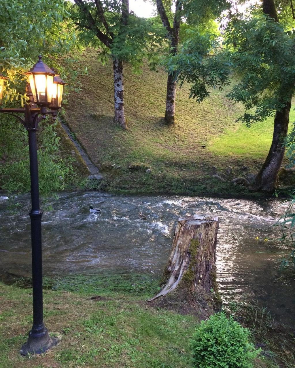 Le Moulin De La Beune Les Eyzies Buitenkant foto